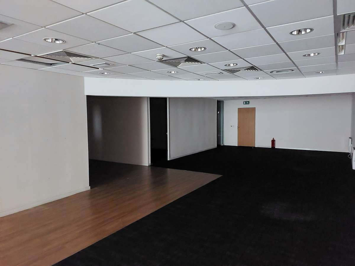 Retail/Shop in Inverness - photo 3