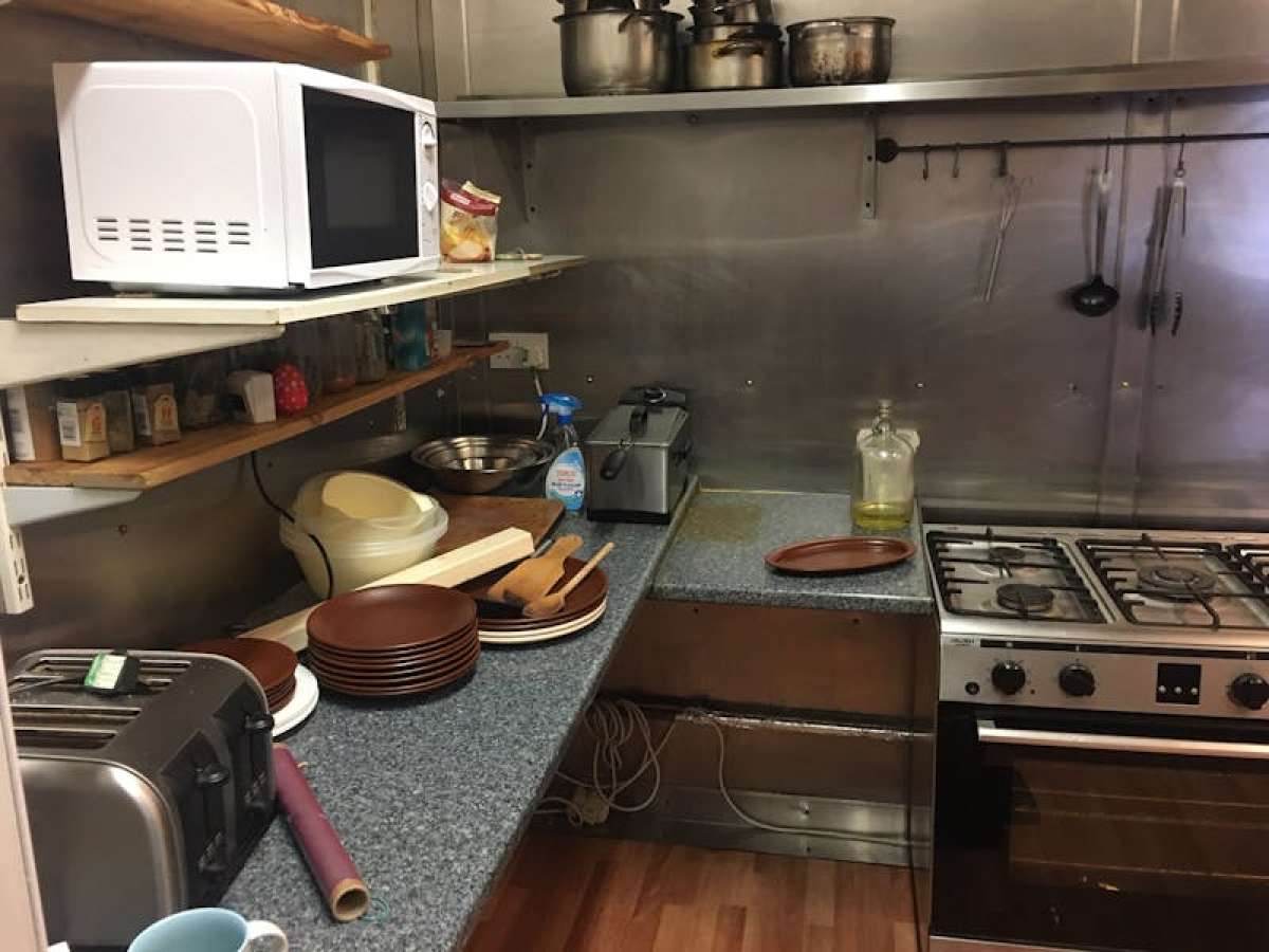 Retail/Shop in Northampton - photo 3