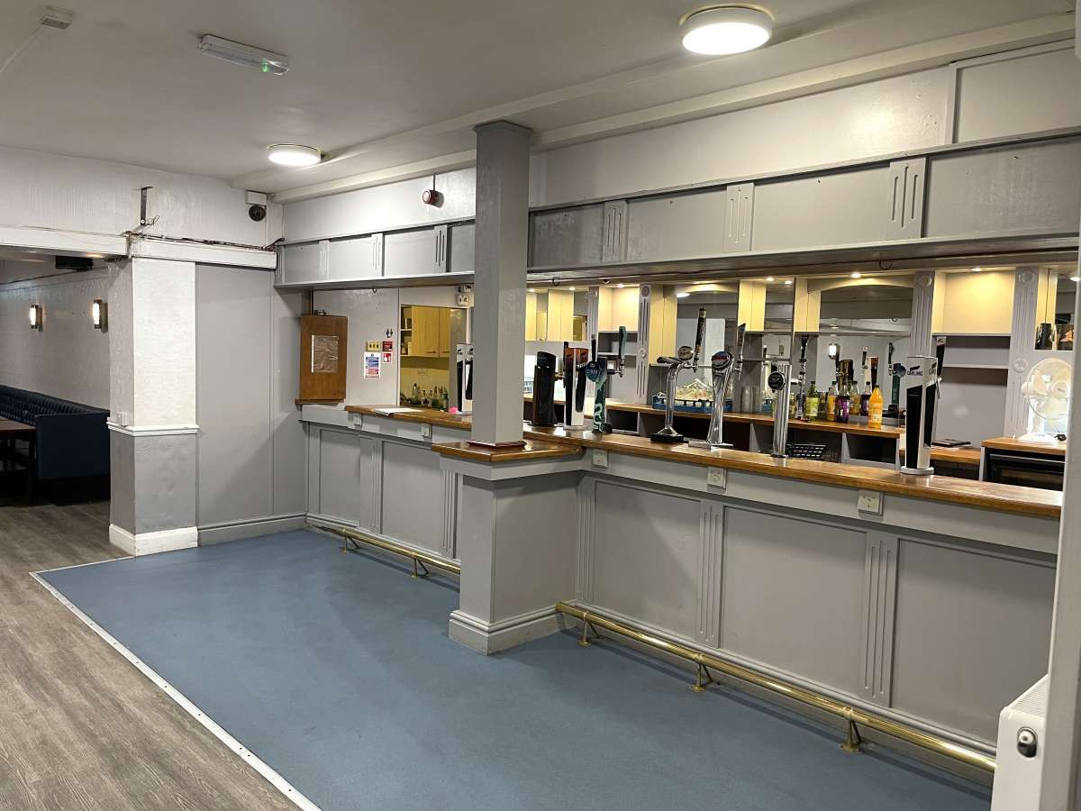 Retail/Shop in Cleethorpes - photo 2