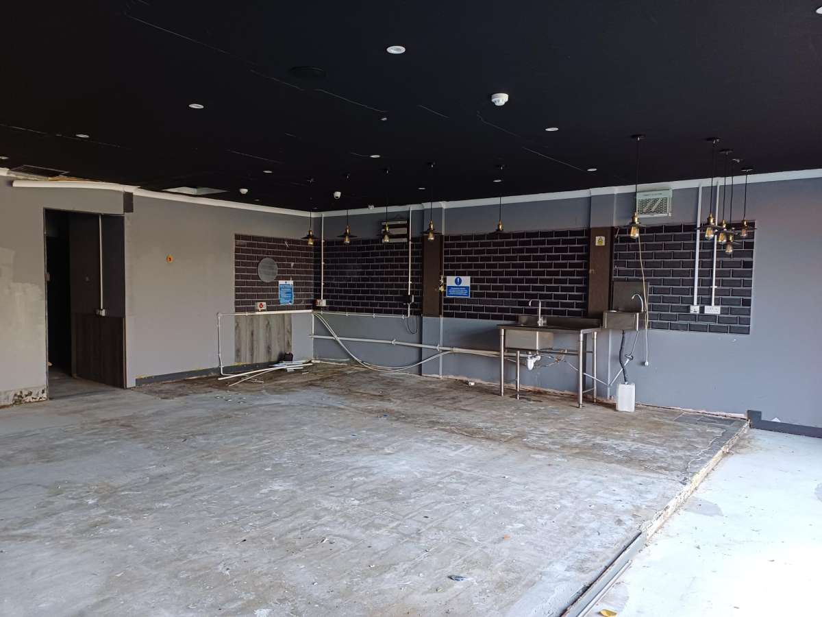 Retail/Shop in Kettering - photo 3