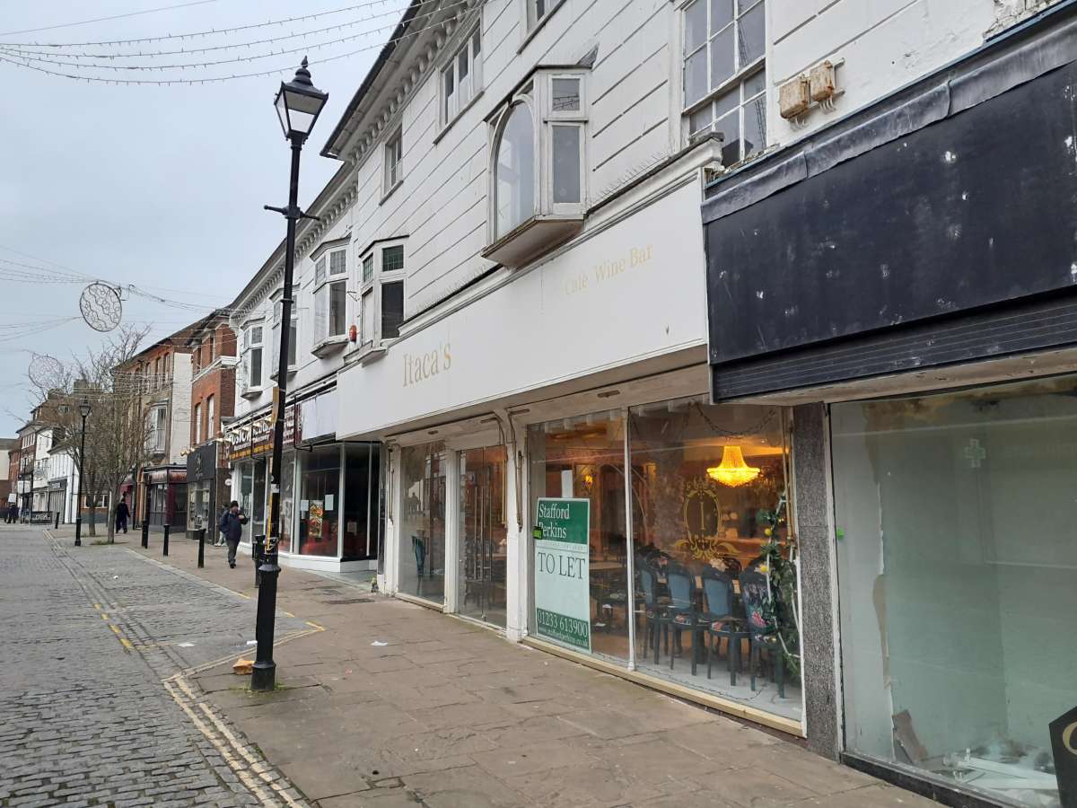 Retail/Shop in Ashford - photo 4