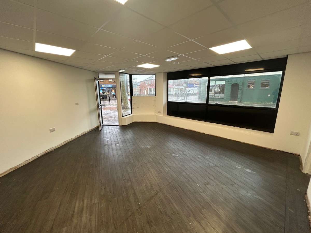 Retail/Shop in Nottingham - photo 2