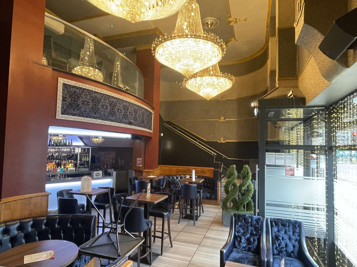 Retail/Shop in Halifax - photo 3