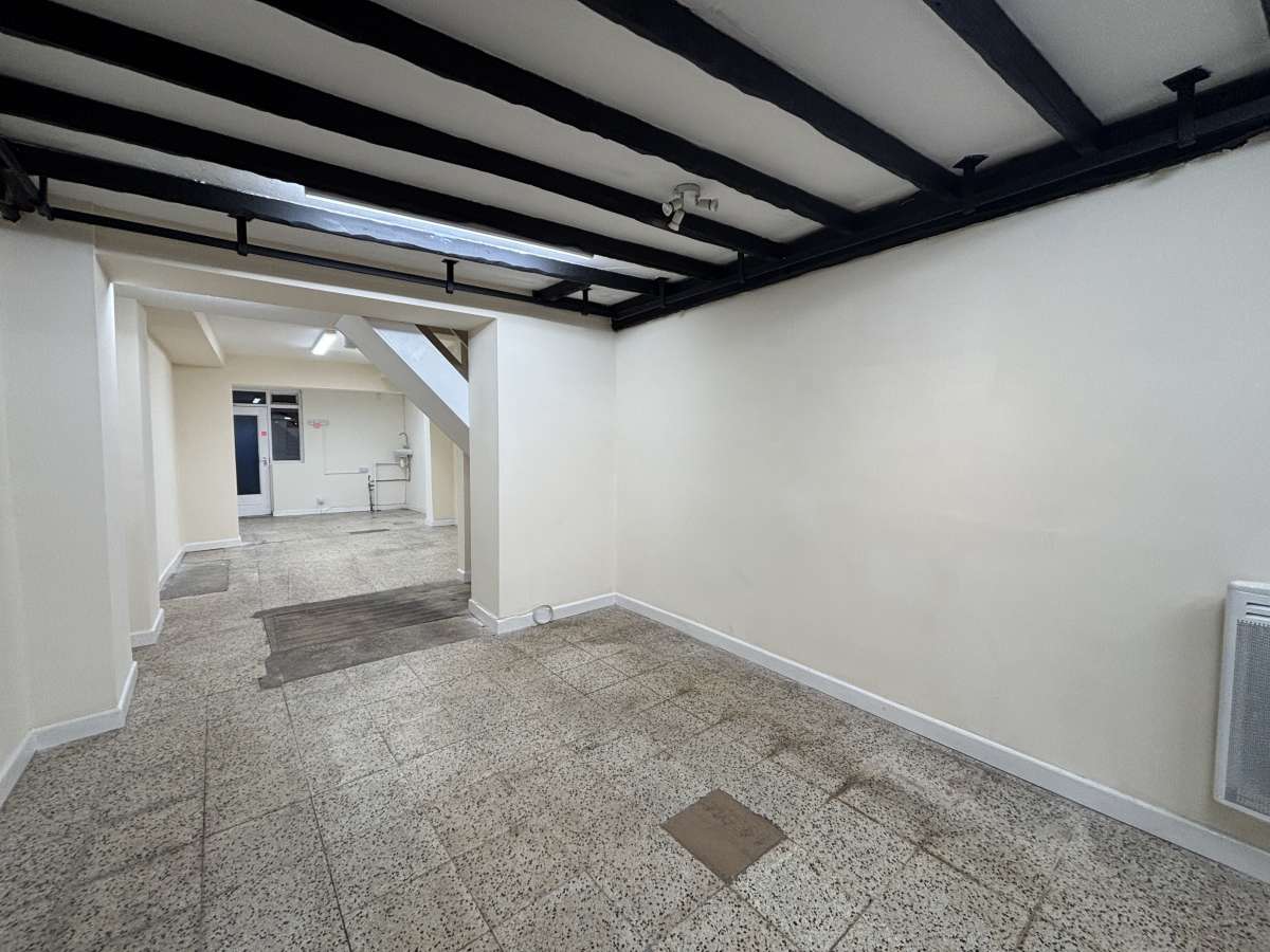 Retail/Shop in Belper - photo 2