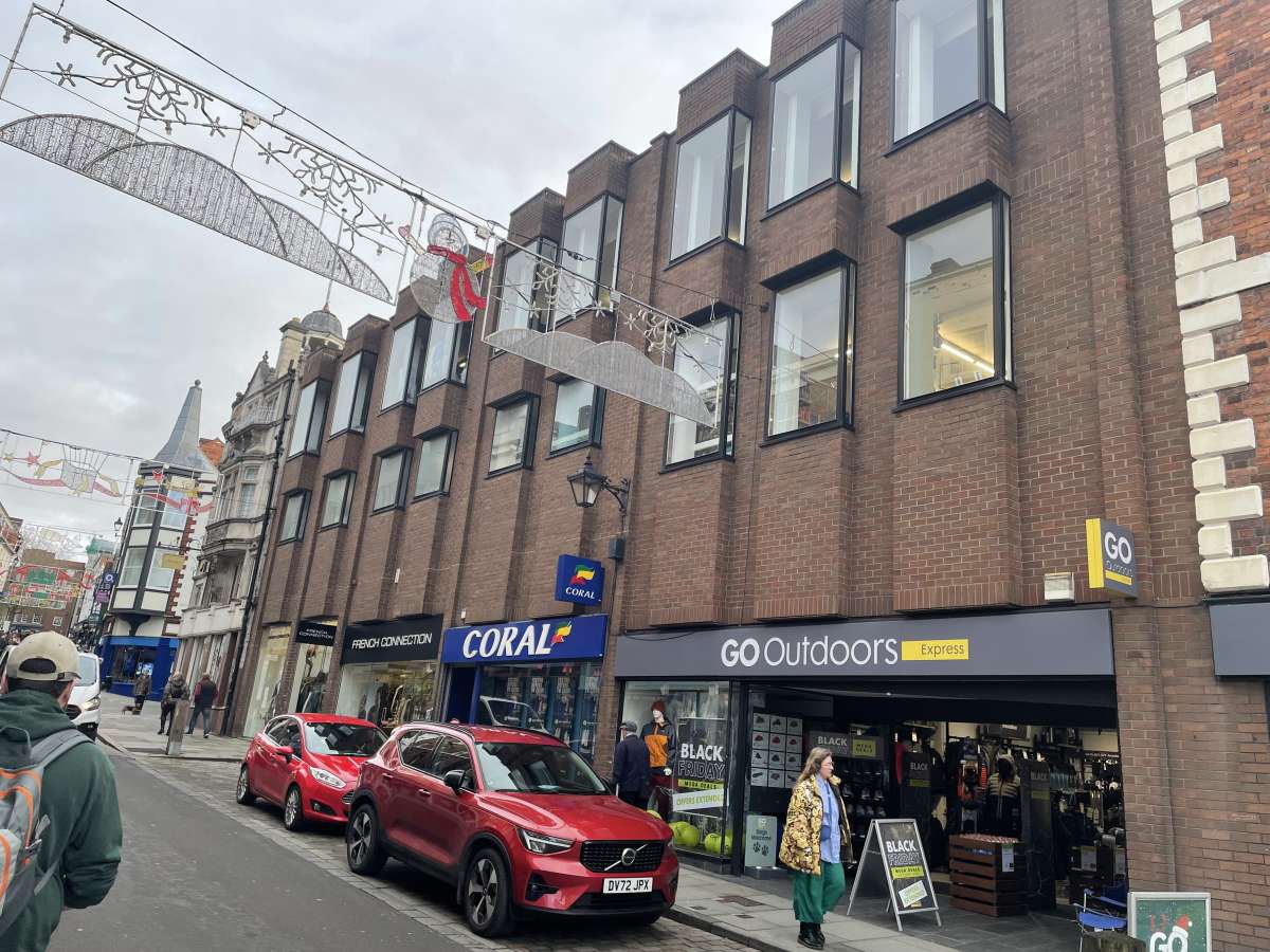 Retail/Shop in Shrewsbury - photo 3