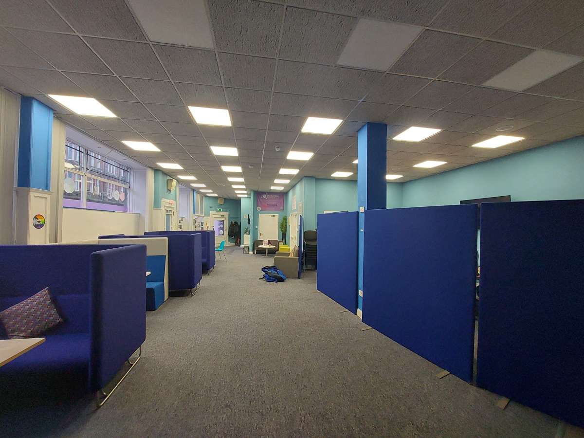 Retail/Shop in Kilmarnock - photo 2