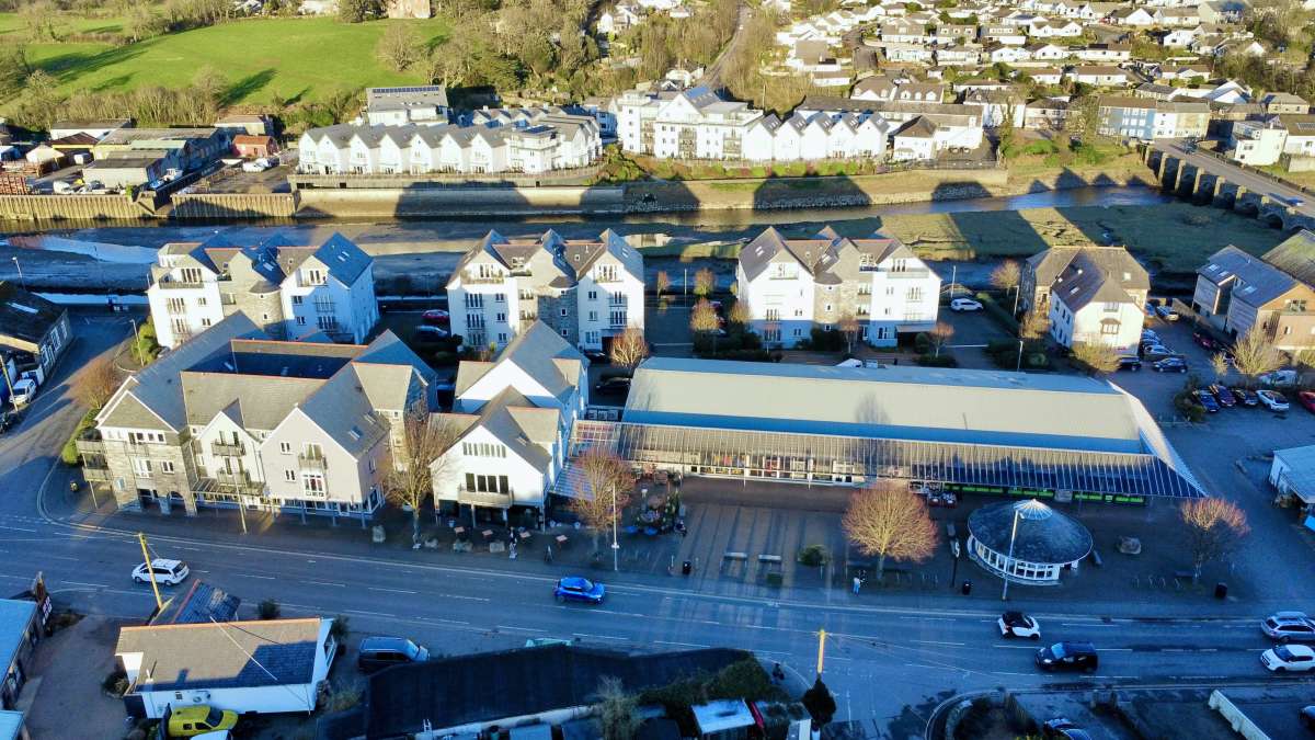 Retail/Shop in Wadebridge - photo 2