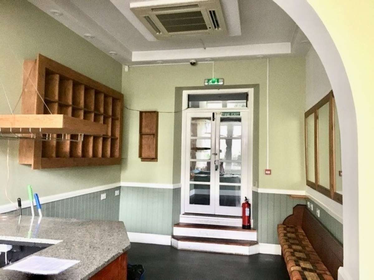 Retail/Shop in Plymouth - photo 4