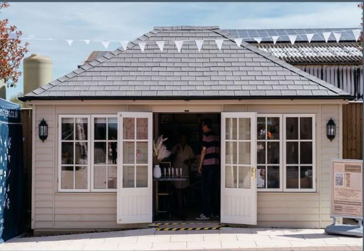 Retail/Shop in Ely - photo 2