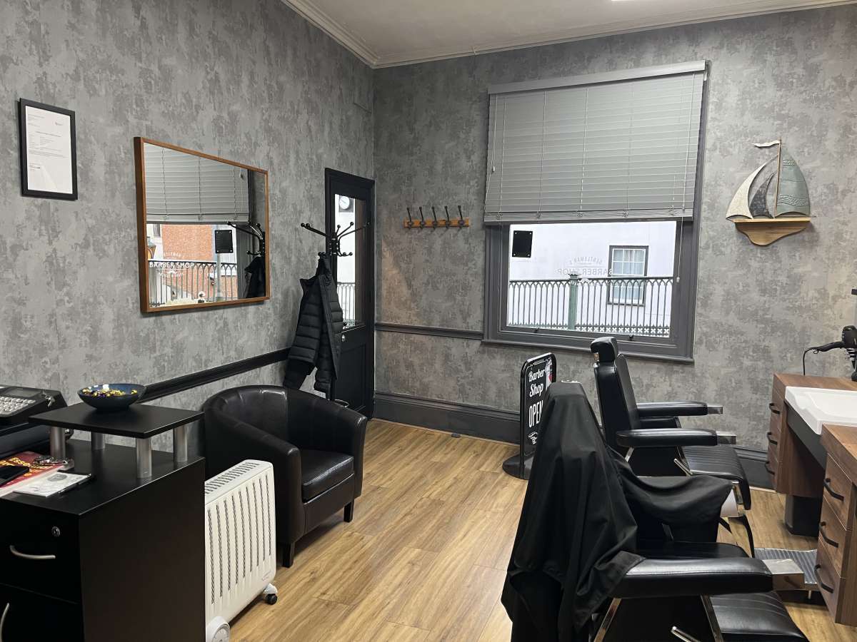 Retail/Shop in Exeter - photo 2