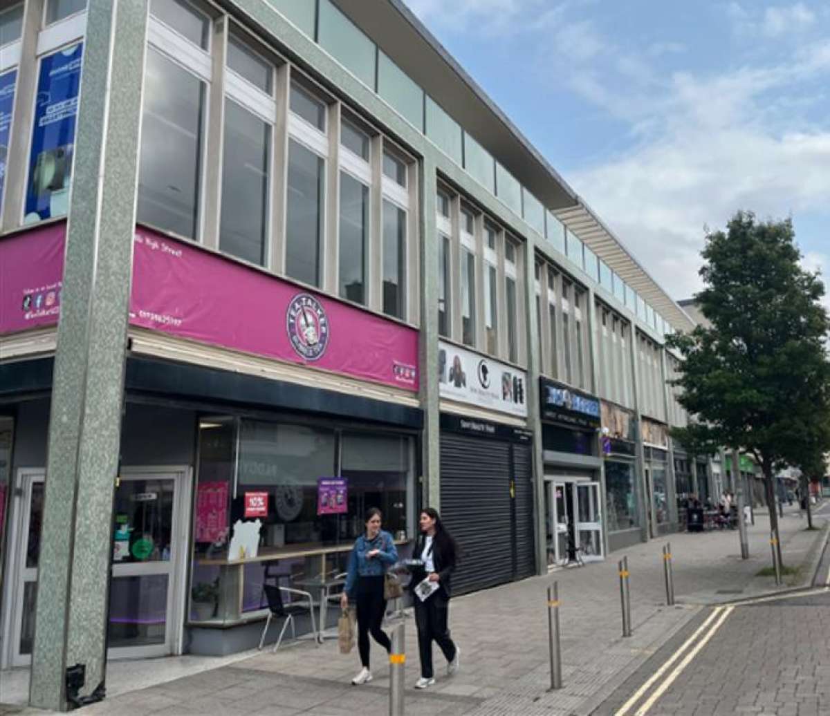 Retail/Shop in Weston-Super-Mare - photo 3