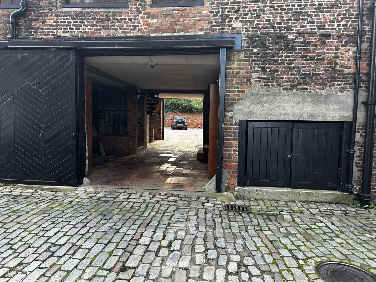 Retail/Shop in King's Lynn - photo 2