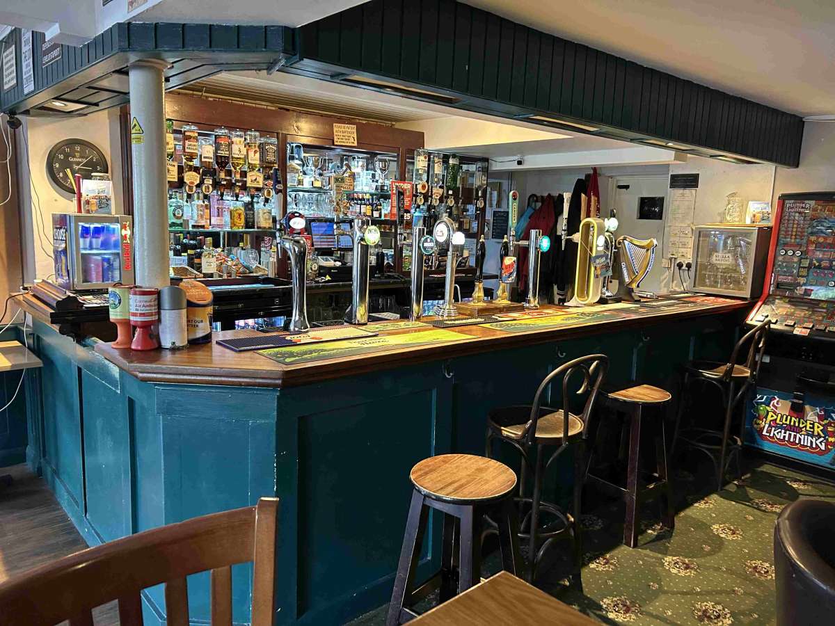 Retail/Shop in Gunnislake - photo 2