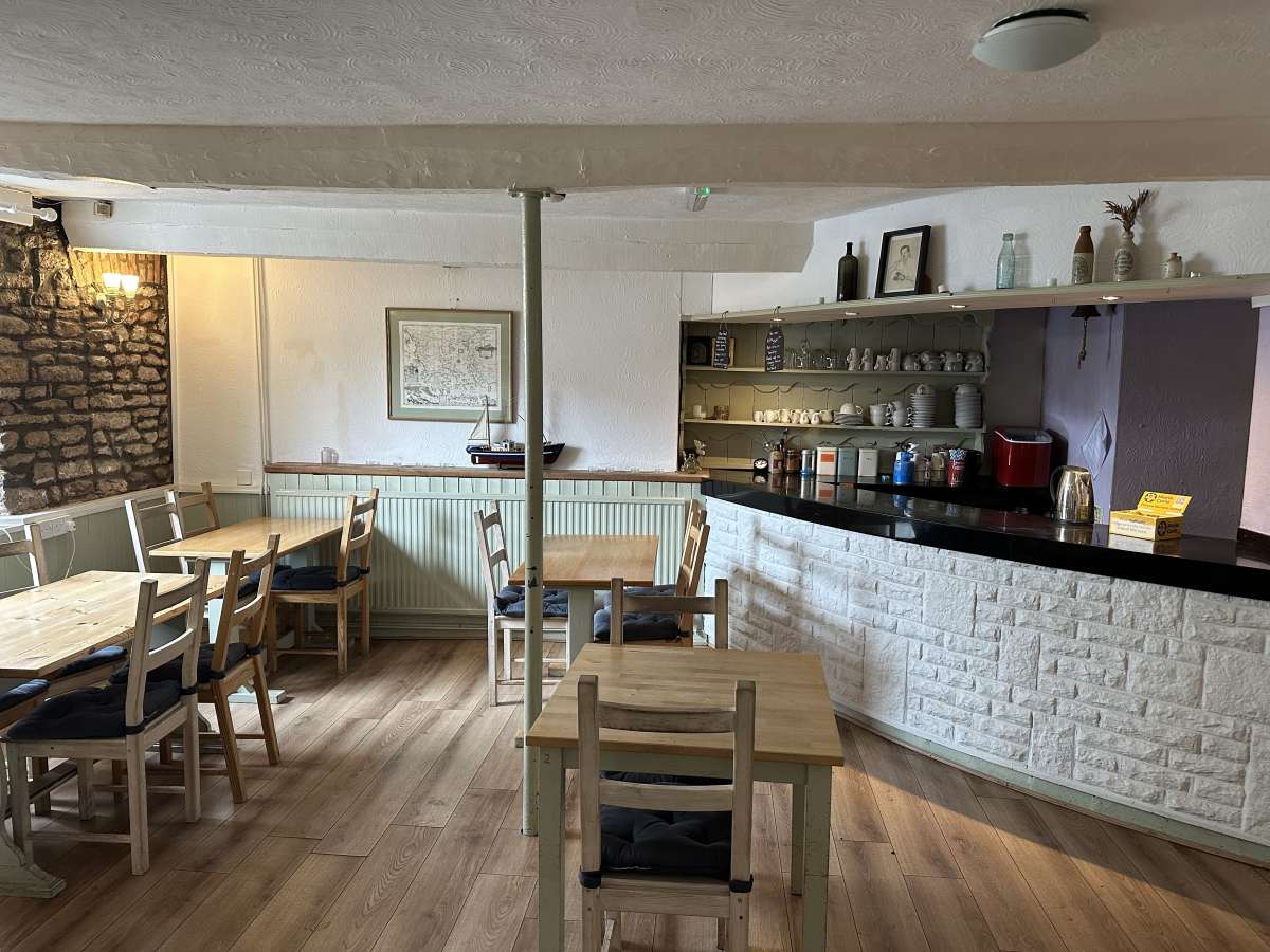 Retail/Shop in Wells - photo 2