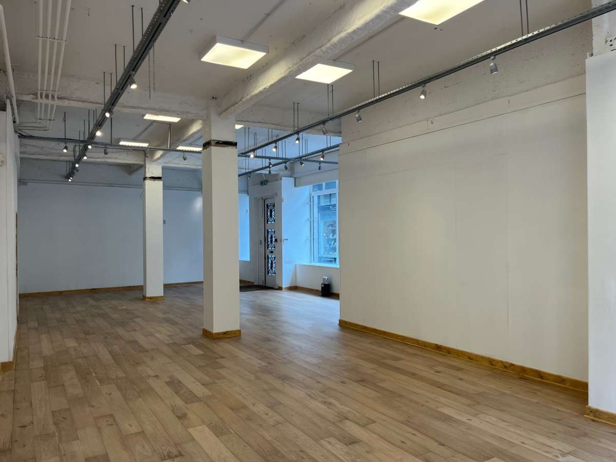 Retail/Shop in Exeter - photo 4