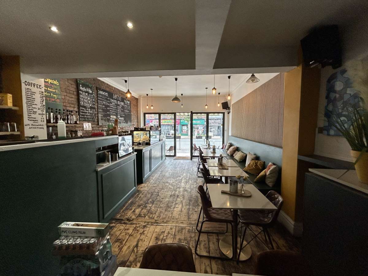 Retail/Shop in Manchester - photo 3