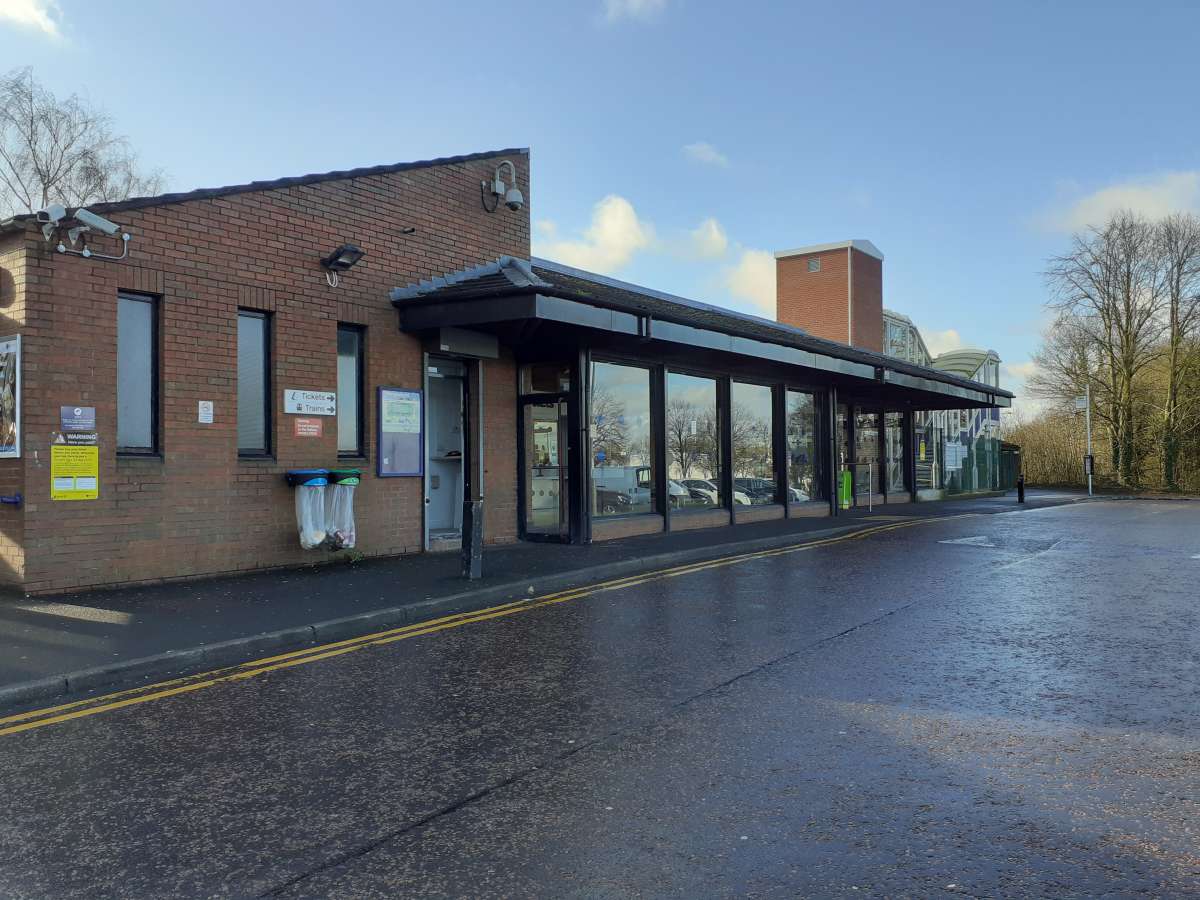 Retail/Shop in Warrington - photo 3