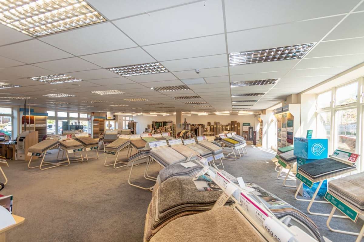 Retail/Shop in Dorchester - photo 4