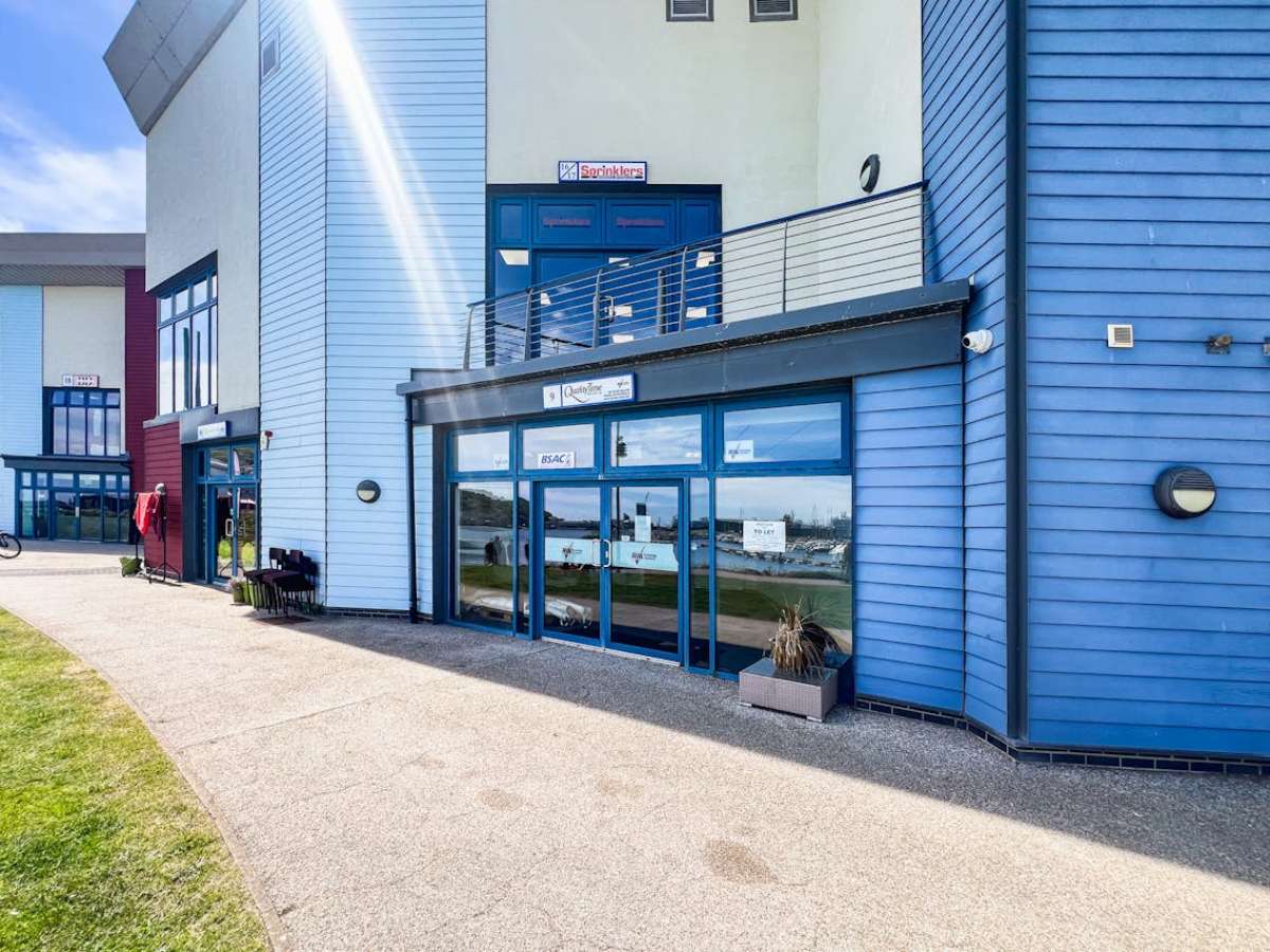 Retail/Shop in Portland - photo 4