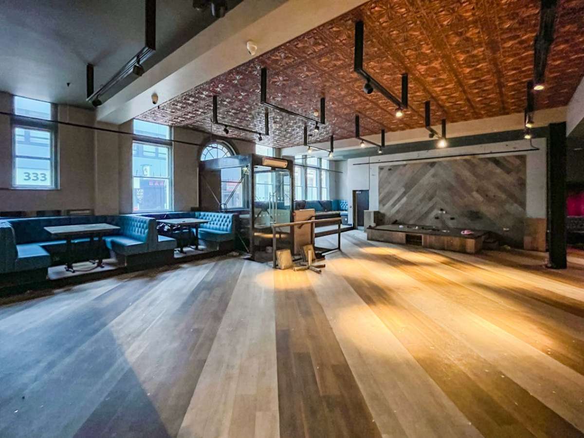 Retail/Shop in Bournemouth - photo 2