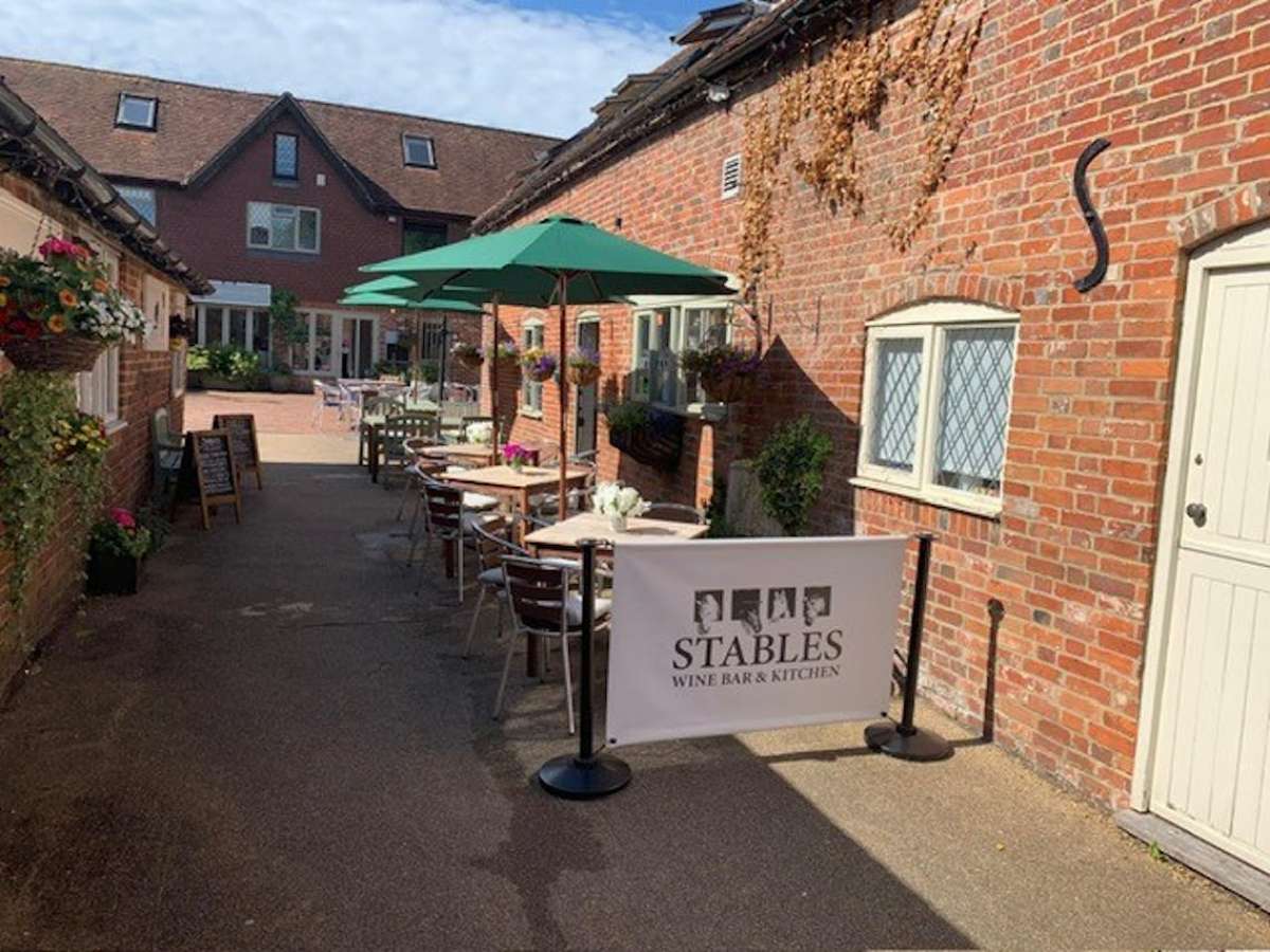 Retail/Shop in Petersfield - photo 2