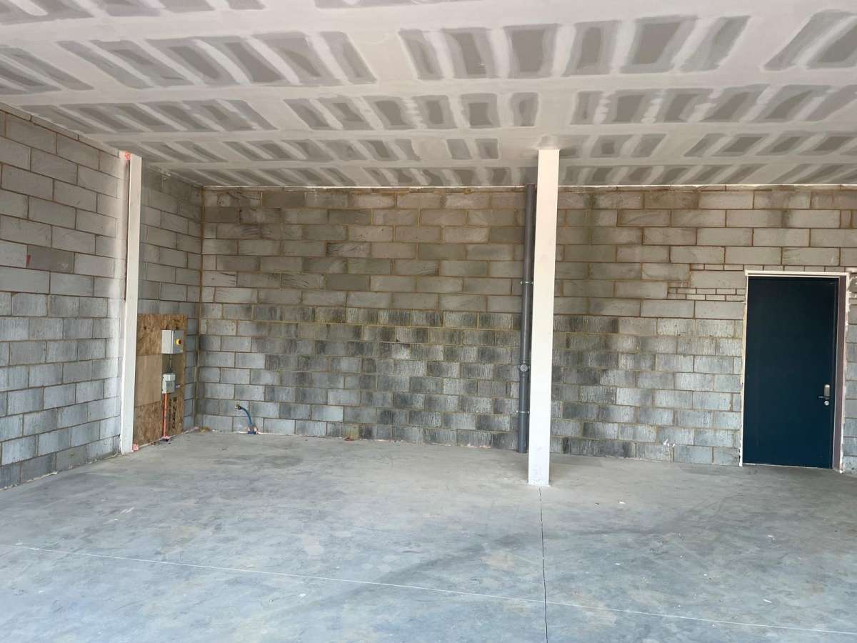 Retail/Shop in Southampton - photo 3