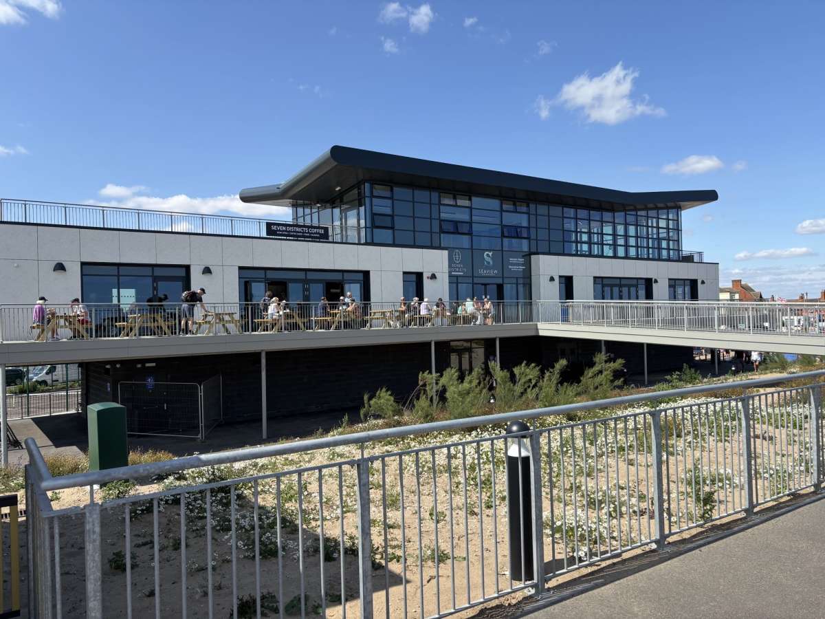 Retail/Shop in Mablethorpe - photo 2