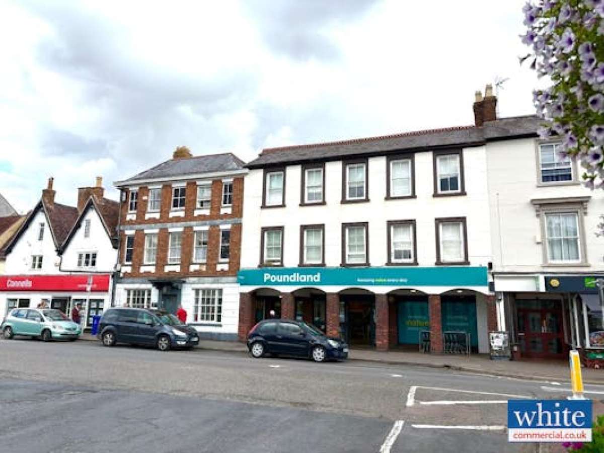 Retail/Shop in Bicester - photo 2