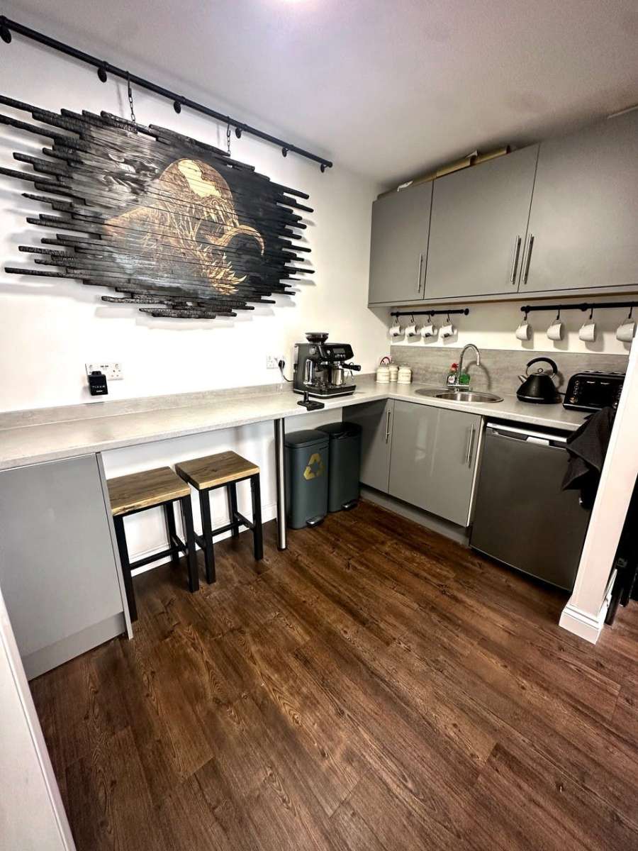 Retail/Shop in Fareham - photo 3