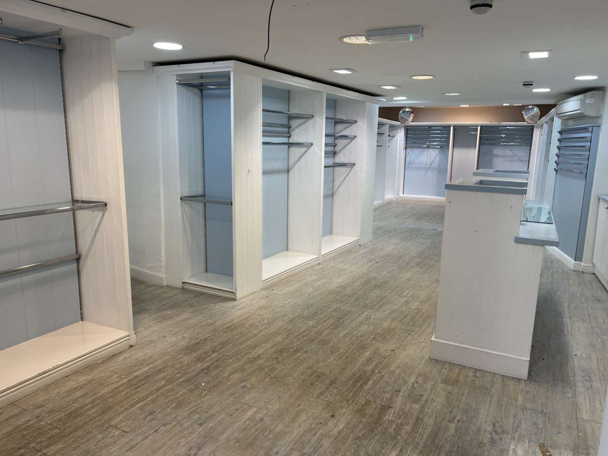 Retail/Shop in Exeter - photo 2