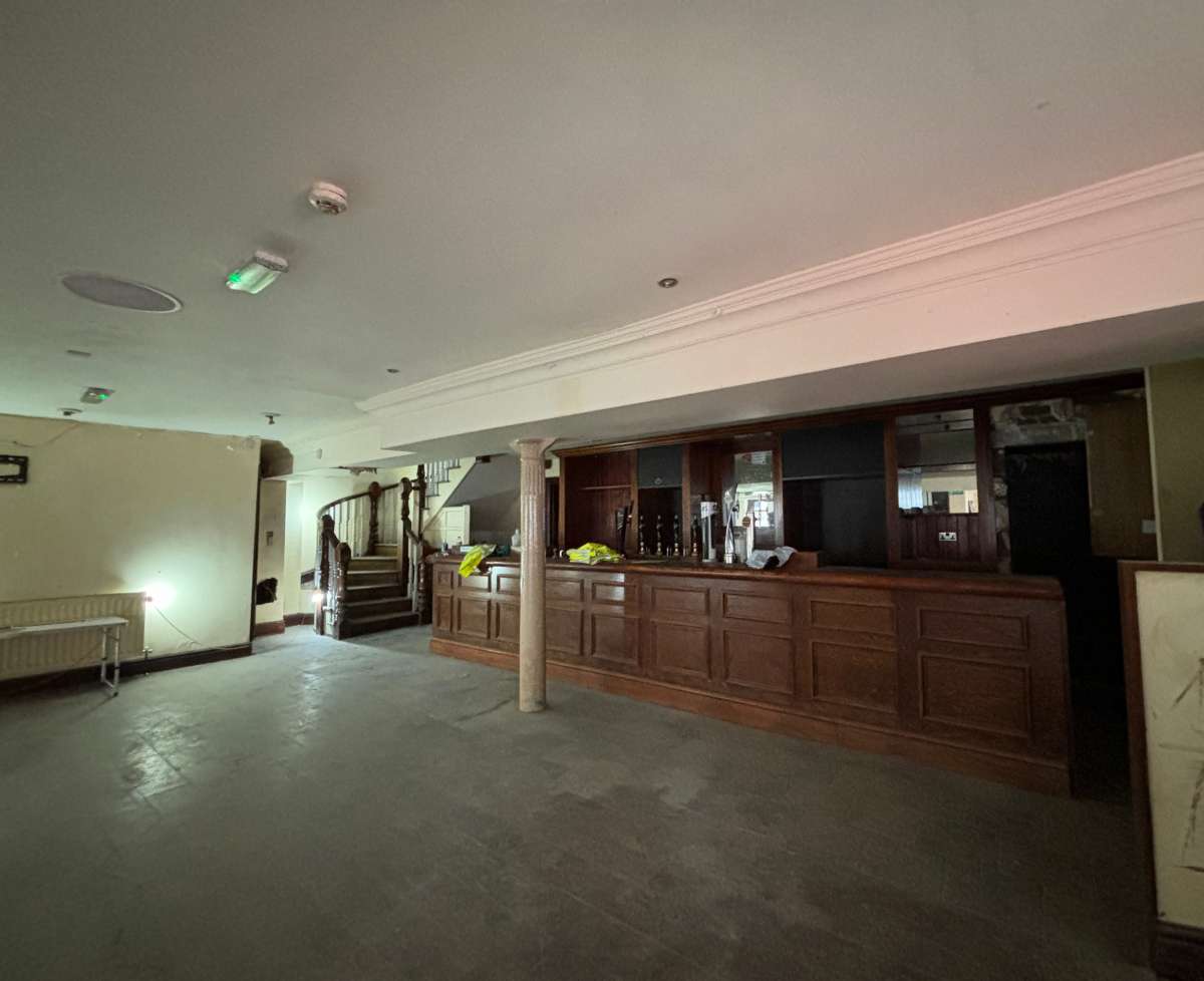 Retail/Shop in Hebden Bridge - photo 3