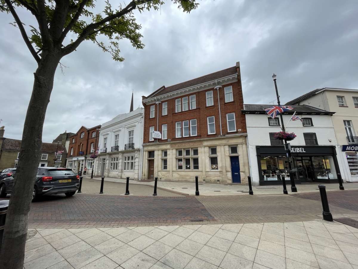 Retail/Shop in Stowmarket - photo 4