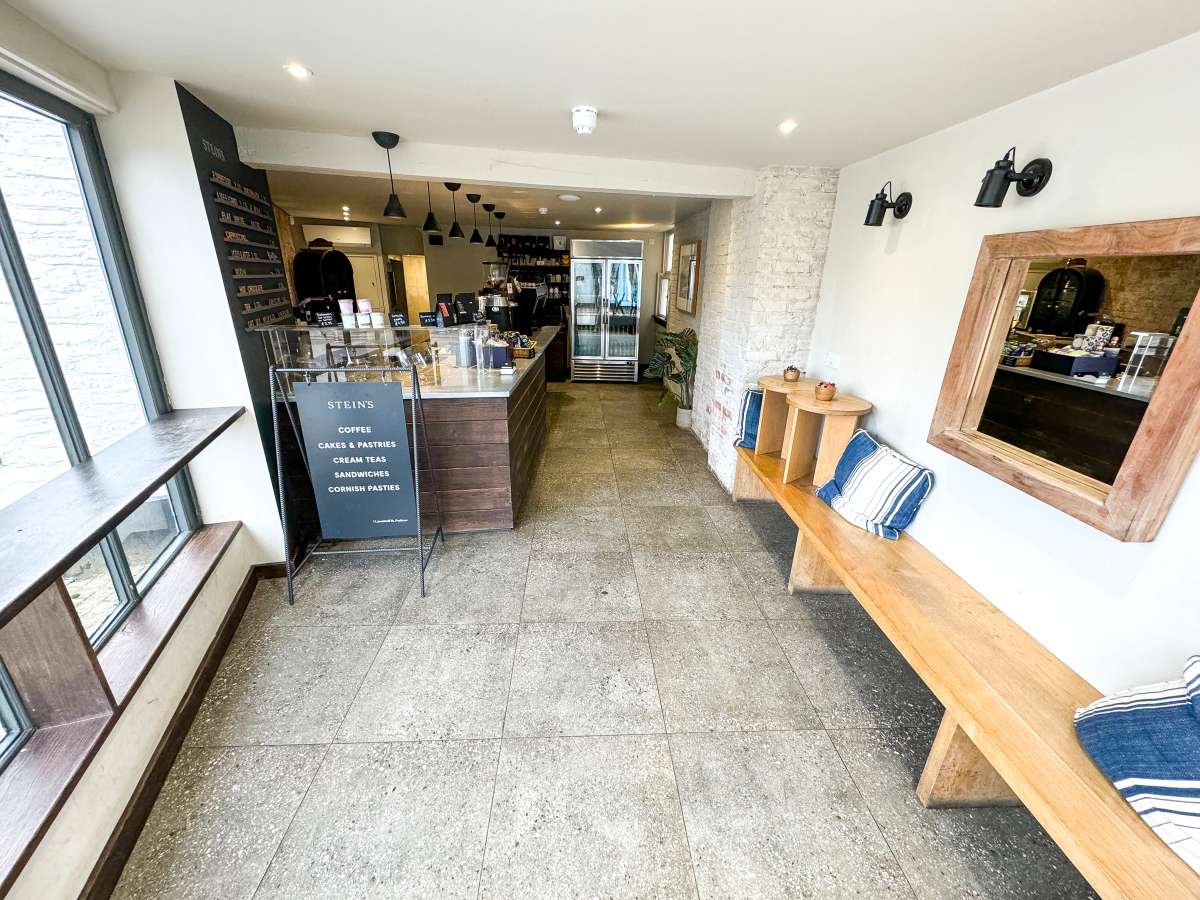 Retail/Shop in Padstow - photo 3