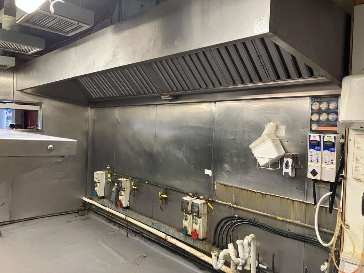 Retail/Shop in Exeter - photo 3