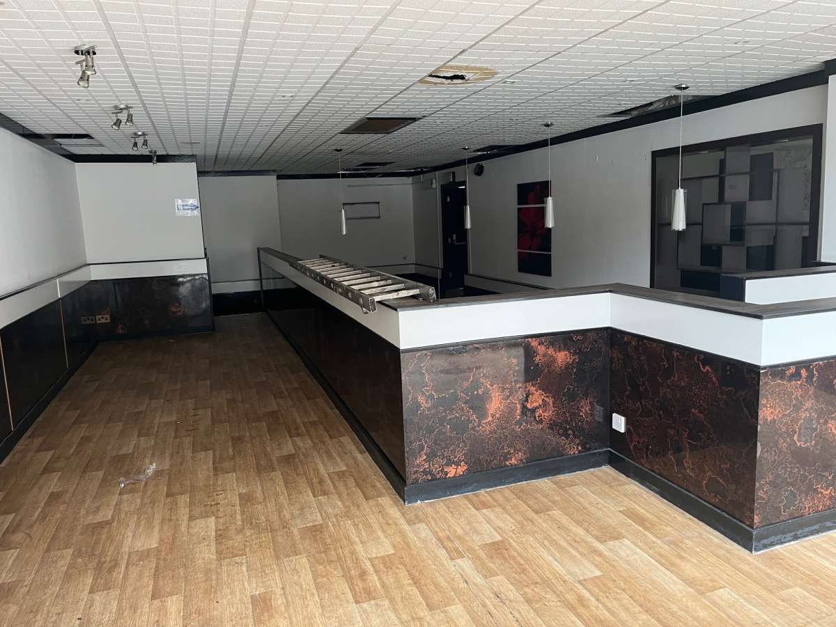 Retail/Shop in Exeter - photo 2