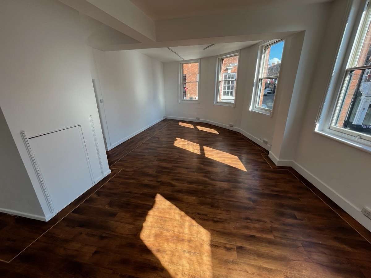 Retail/Shop in Derby - photo 3