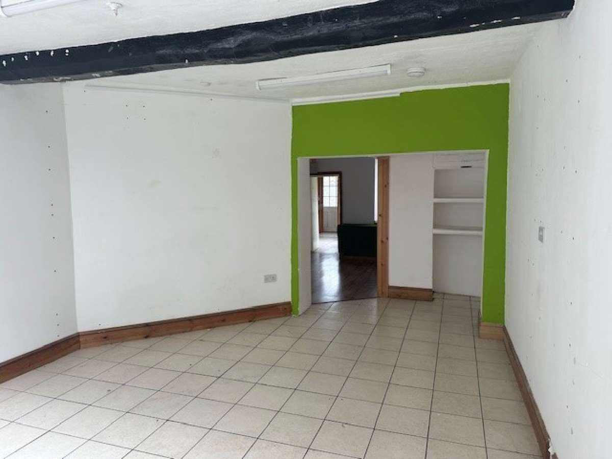 Retail/Shop in Much Wenlock - photo 2