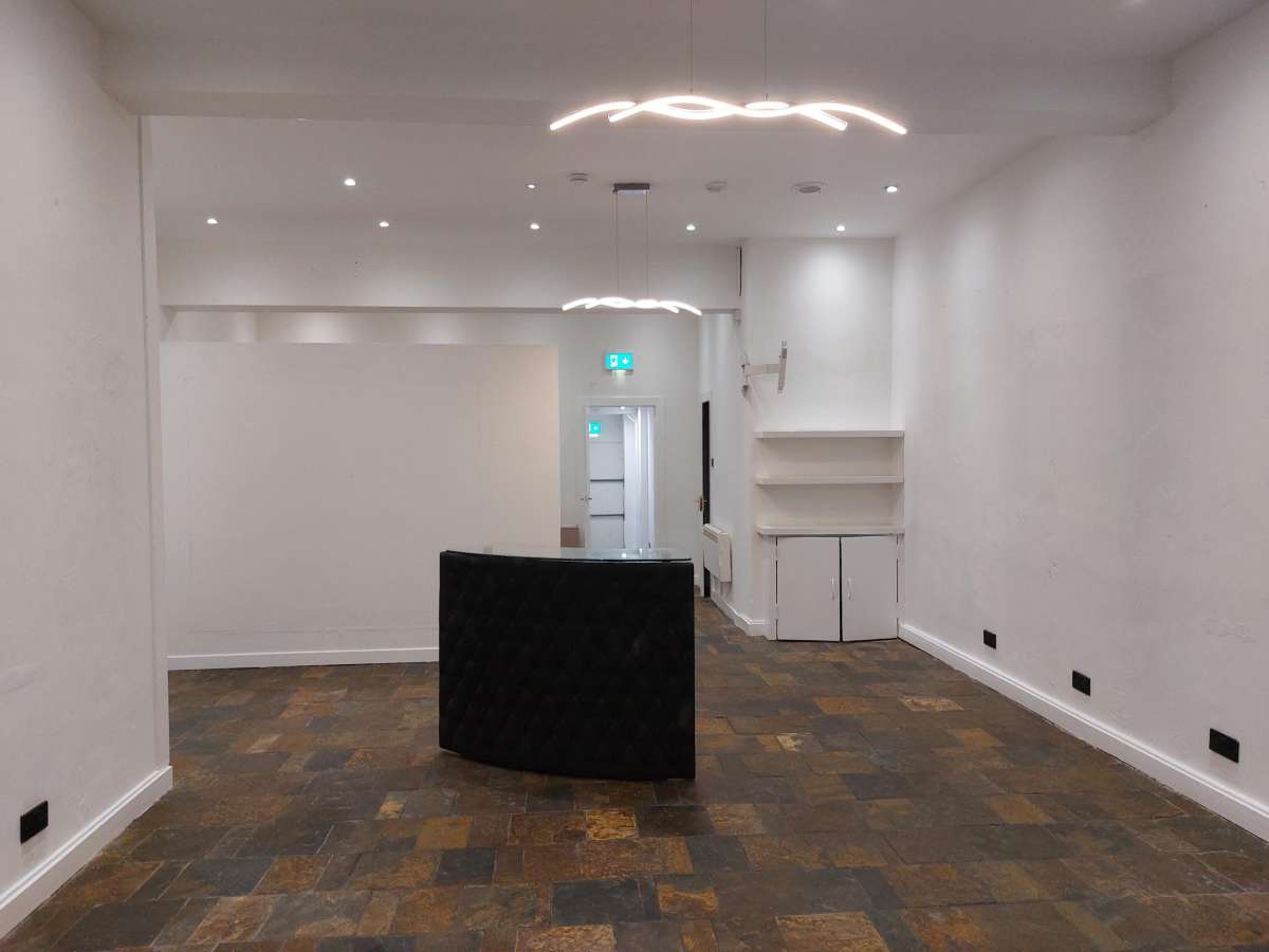Retail/Shop in Edinburgh - photo 3
