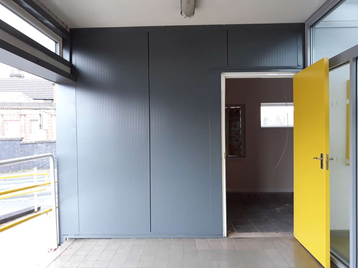 Retail/Shop in Liverpool - photo 2