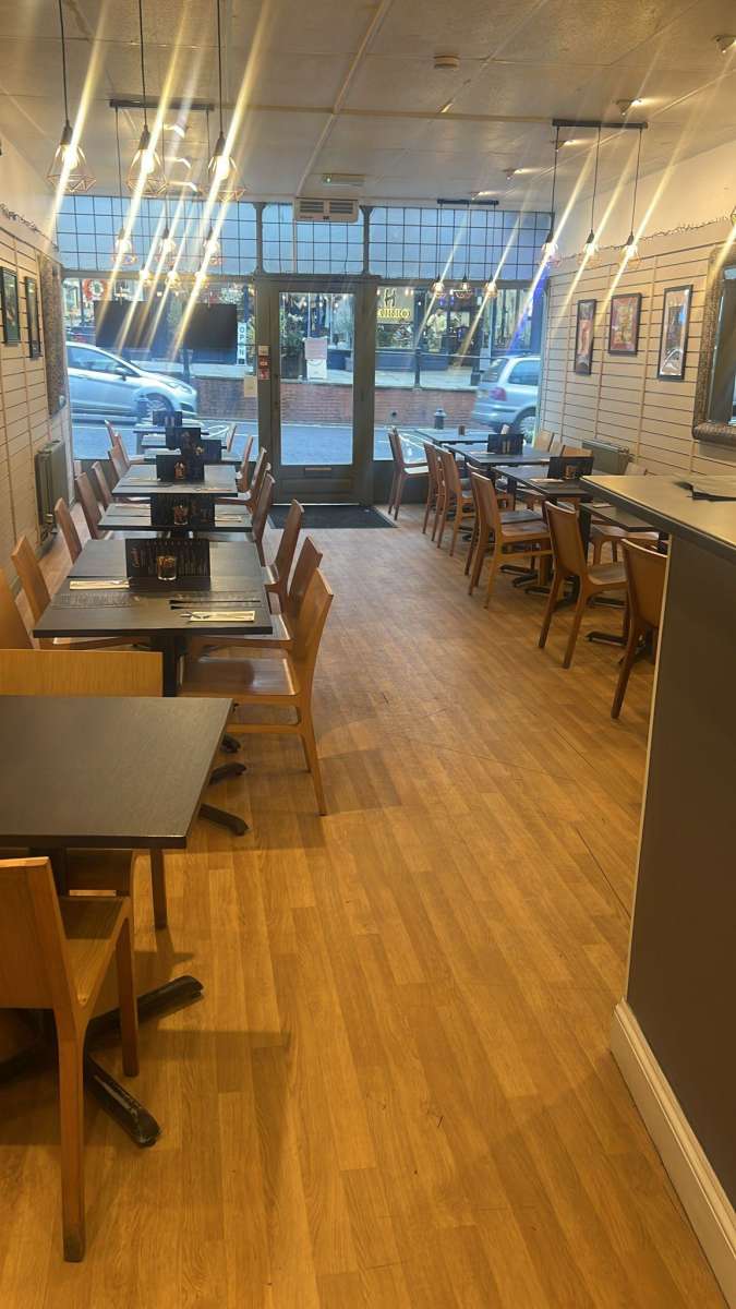 Retail/Shop in Mole Valley - photo 3