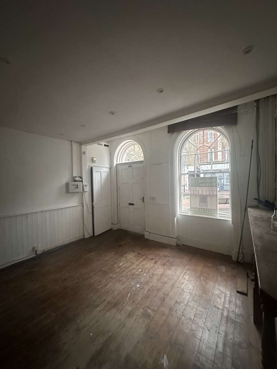 Retail/Shop in Ashford - photo 3