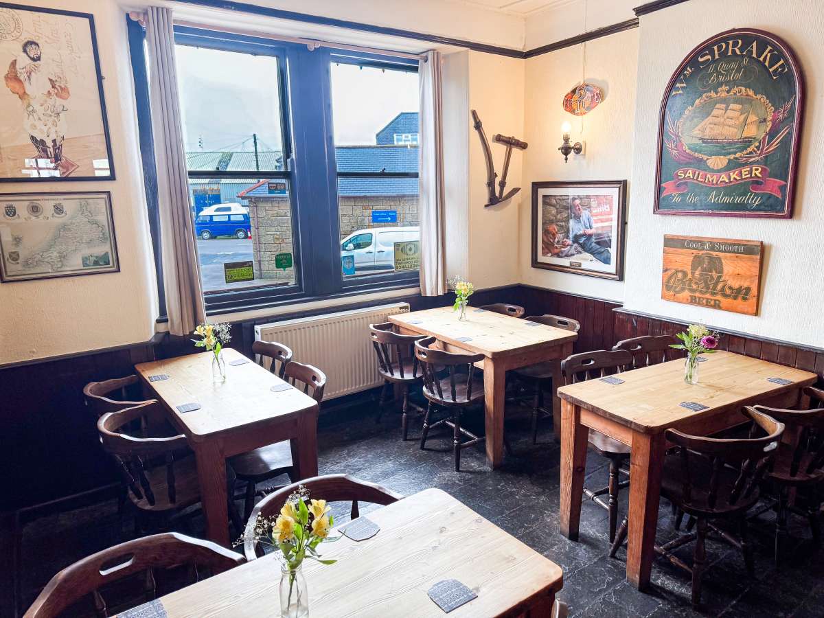 Retail/Shop in Penzance - photo 4