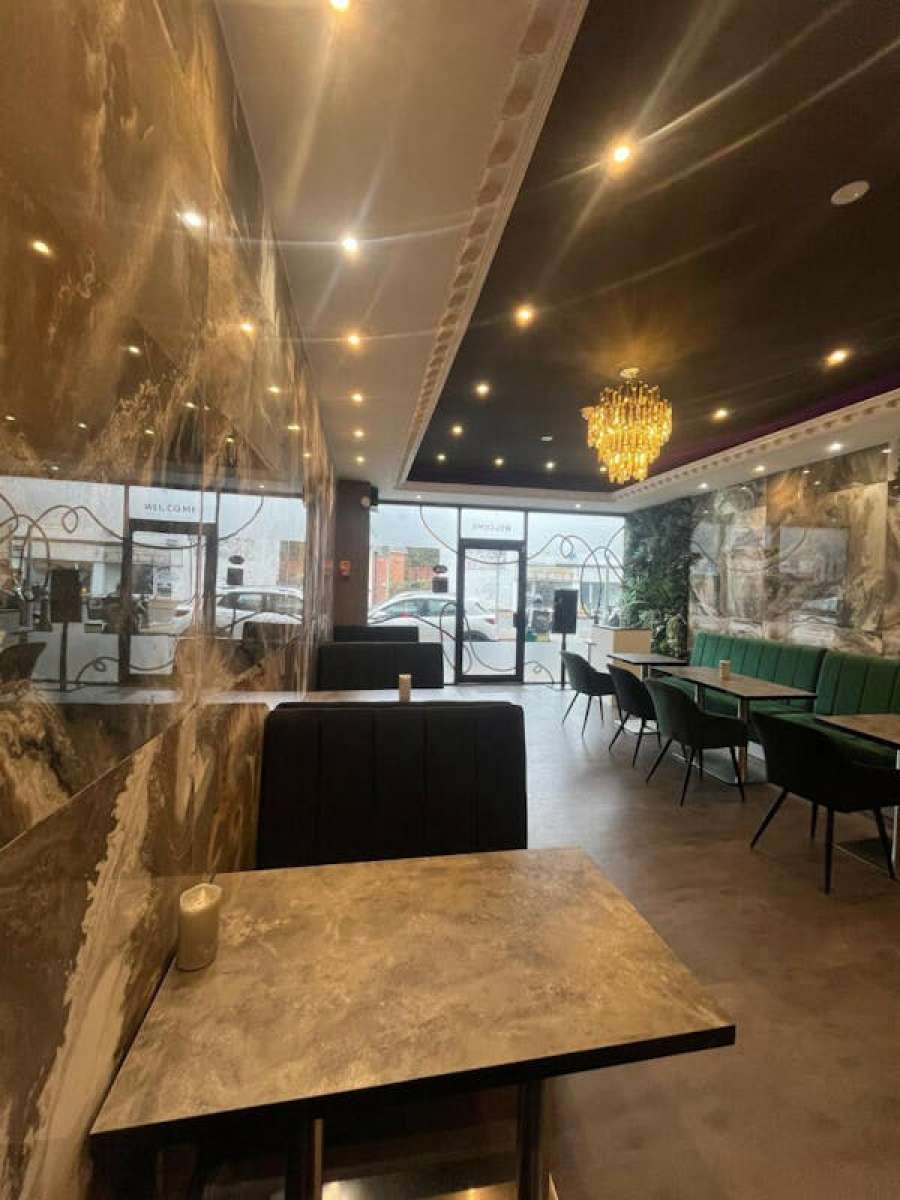 Retail/Shop in Ashford - photo 4