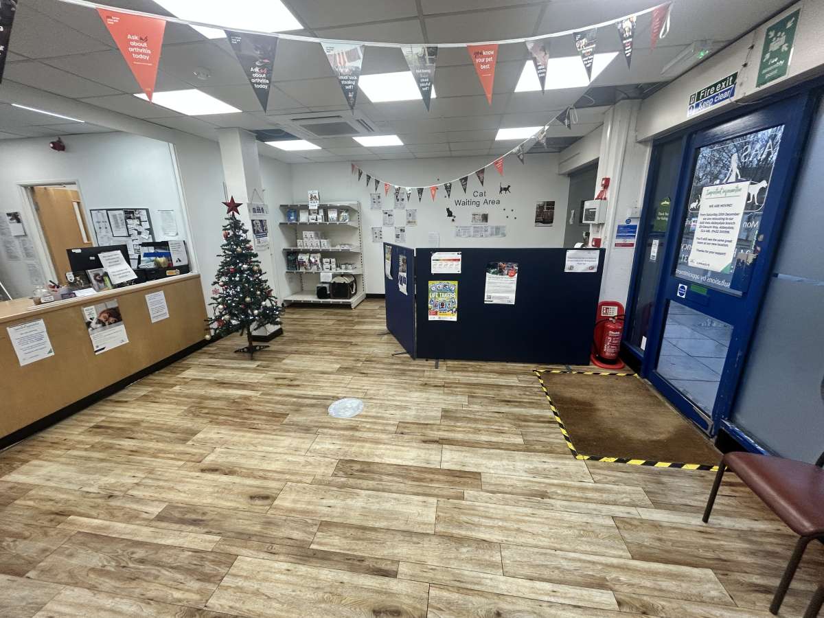 Retail/Shop in Gloucester - photo 2