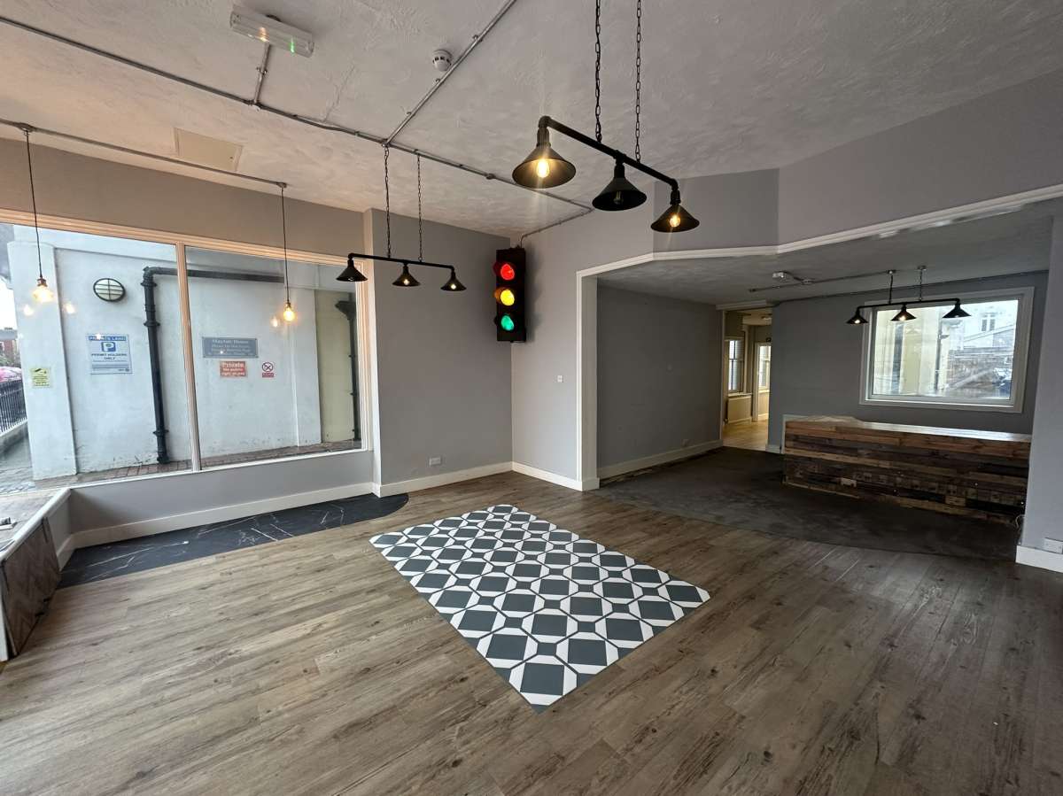 Retail/Shop in Eastbourne - photo 3