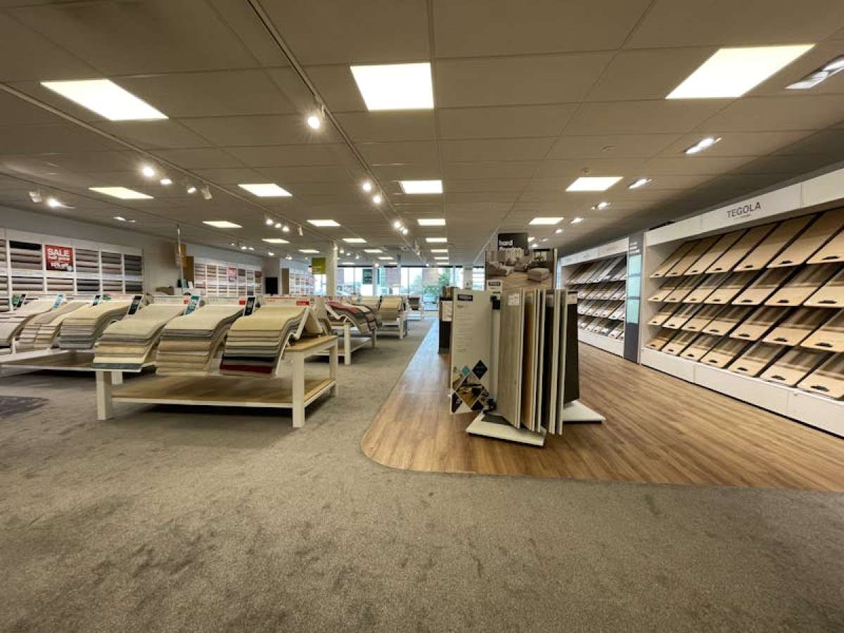 Retail/Shop in Bromley - photo 4