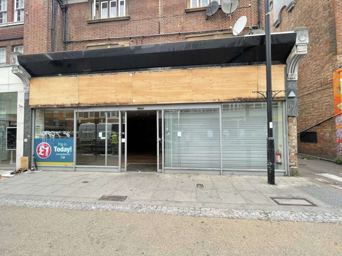 Retail in Palmers Green