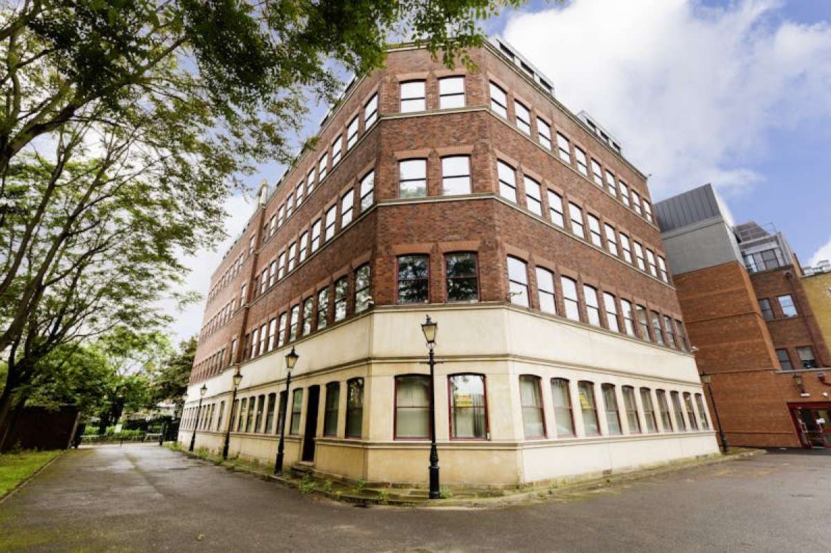 Retail/Shop in Stratford - photo 4