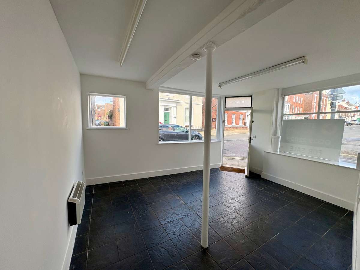 Retail/Shop in Fareham - photo 4