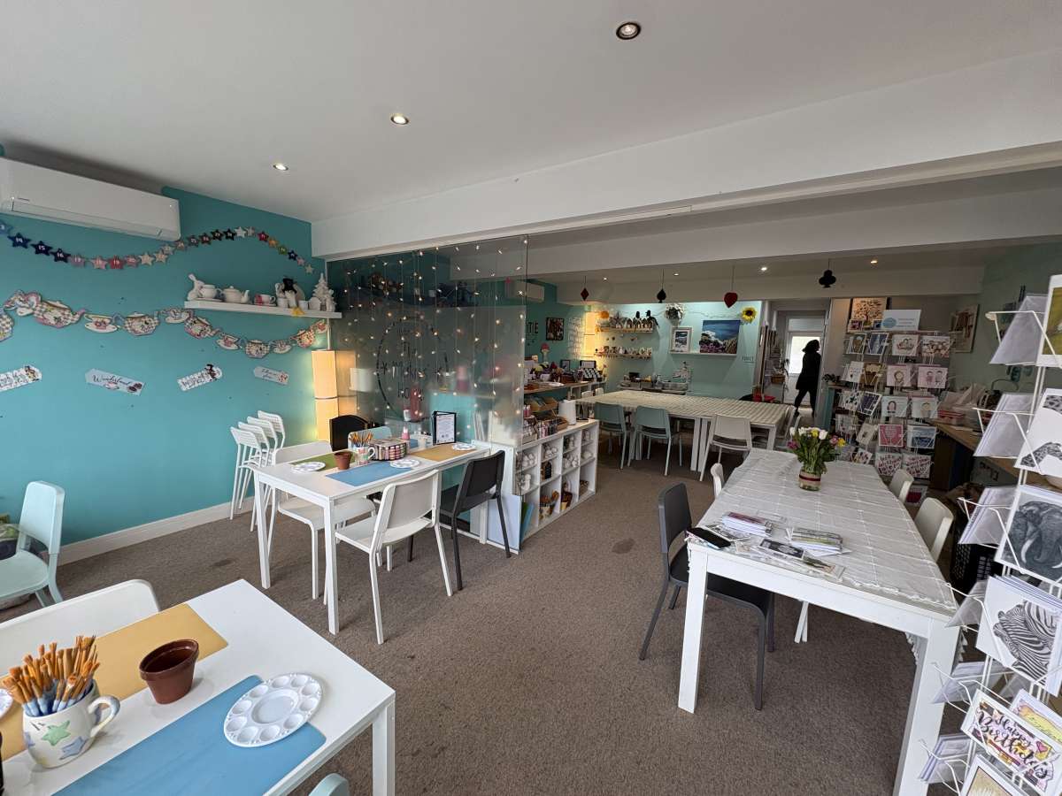 Retail/Shop in Fareham - photo 2